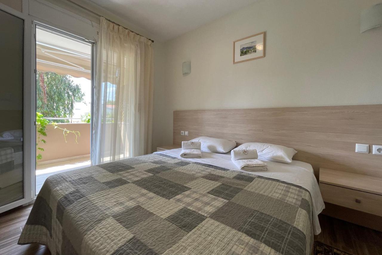 Royals Apartments Nikiti  Esterno foto