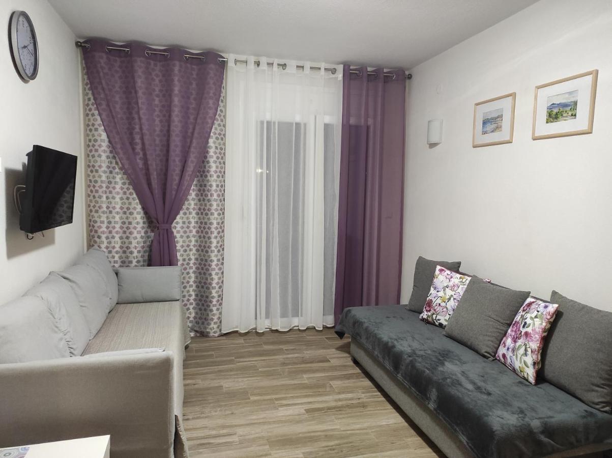 Royals Apartments Nikiti  Esterno foto